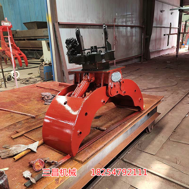 用普通挖掘機改裝成抓鋼機